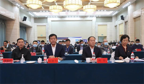 williamhill参加省体育场馆协会工作年会 聚焦体育产业高质量发展