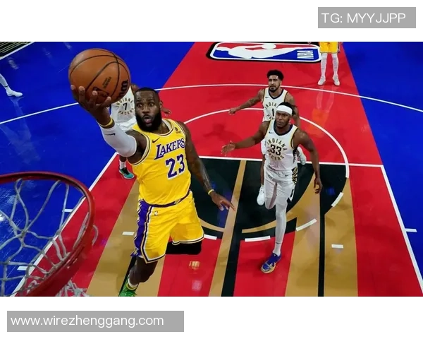 今日焦点对决：詹姆斯领衔湖人迎战劲敌激烈角逐开启